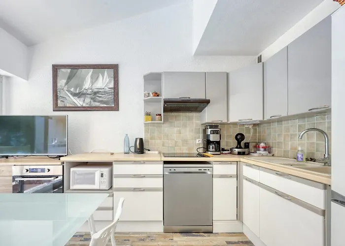 Apartamento Le Provencal - Terrasse - Proche Plages *